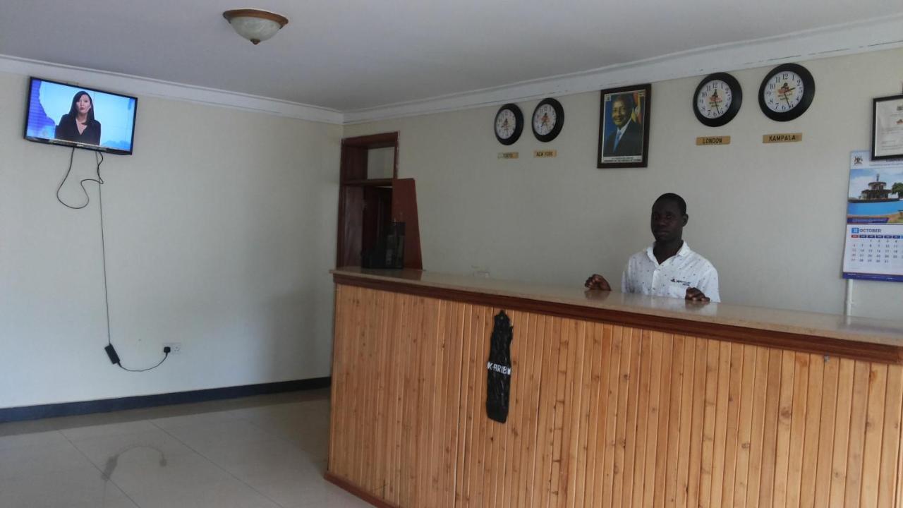 Westcliff Hotel Lira Exterior foto